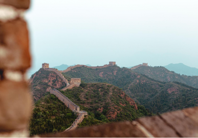 Kineski zid: Legenda o suzama na najdužoj građevini na svetu