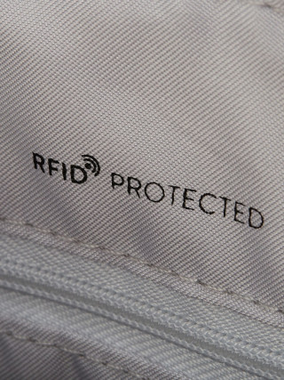 HEDGREN Eye Crossbody tašna sa RFID zaštitom 